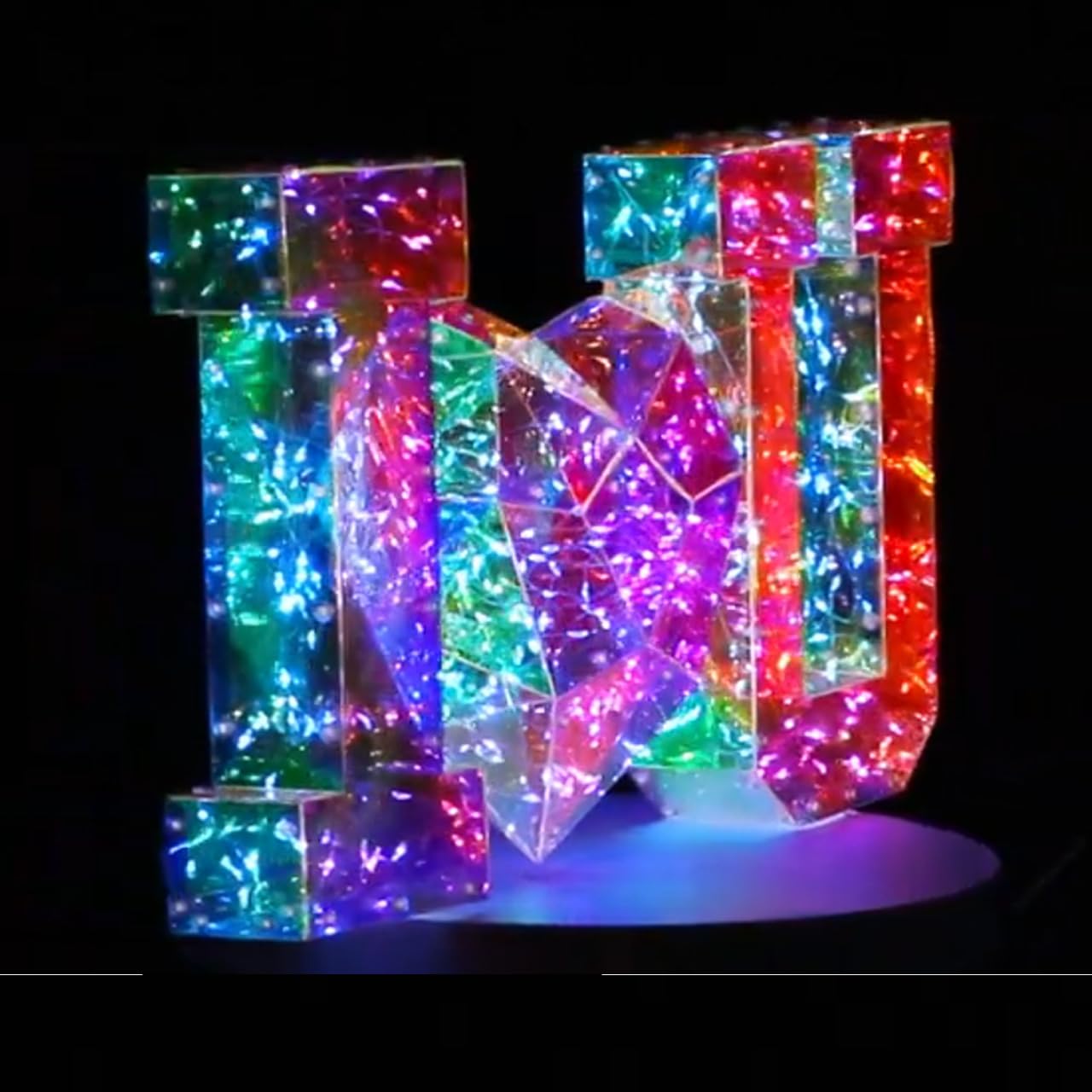 ID FOR YOU Hologram Light Heart Decoration (25 cm), Warm White - Image 4