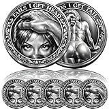 LOURDE, SATISFAISANTE, CONÇUE POUR ÊTRE LANCÉE : Son poids conséquent, ses bords lisses et sa gravure nette procurent une sensation de satisfaction à chaque lancer. Cette pièce n'est pas fragile ; elle inspire confiance, elle est conçue pour des « décisions » répétées.