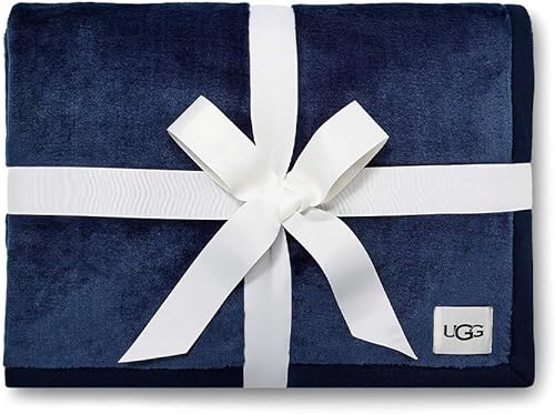 Manta UGG Duffield II disponible en Yaxa Colombia