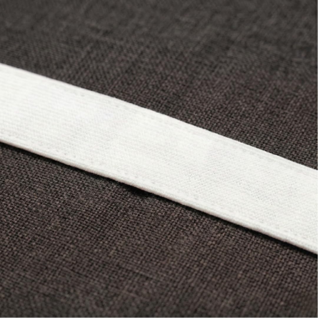 PIND Cojín para Tumbona 180x50 cm, Colchoneta con Relleno de Espuma, con Cinta Elástica de Ajuste para Hamaca de Exterior, Jardín, Playa, Piscina, Terraza. (2, Negro)