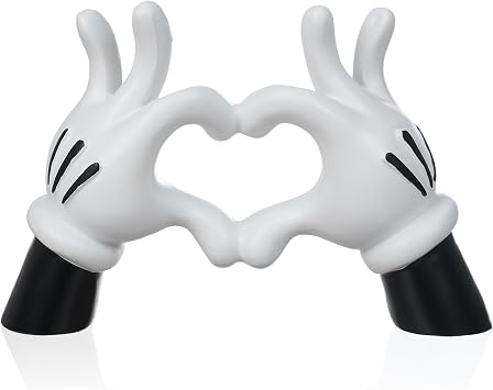 Heart Hands Resin Statue Cartoon Love Gesture Table Decor