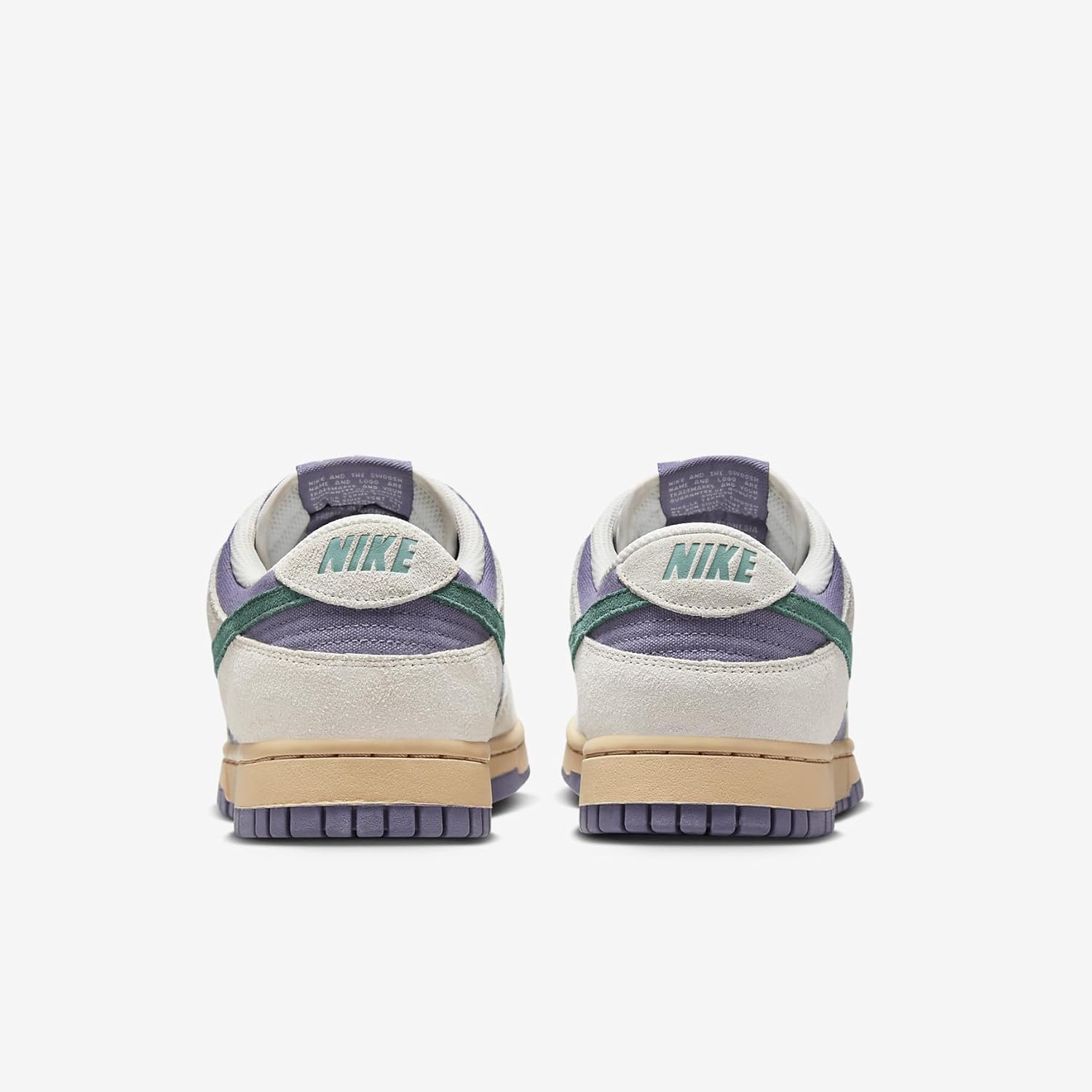 Bottom view of Nike Dunk Low shoe sole