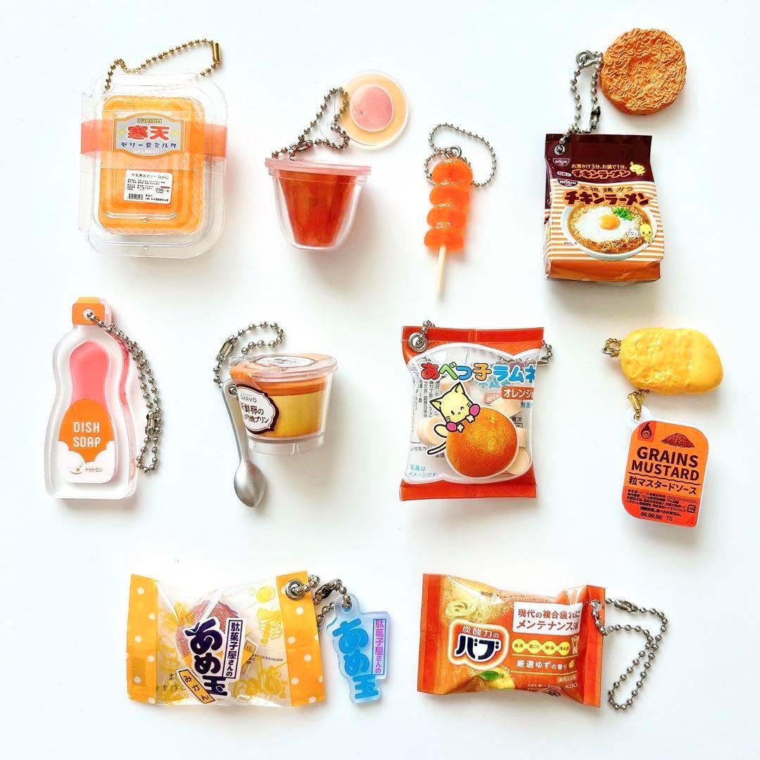 KARERAローマピンクボディセラム、リップセラム一箱ずつ計二箱での発送