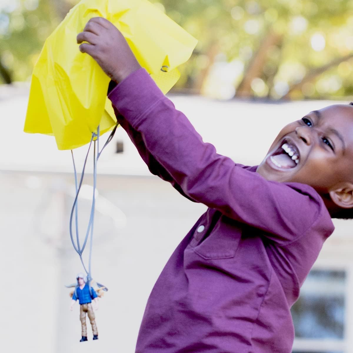 Schleich Dinosaurs, Dinosaur Toy for Boys and Girls, Parachute Rescue Playset with Baby Triceratops Toy, 7 Pieces, Ages 4+