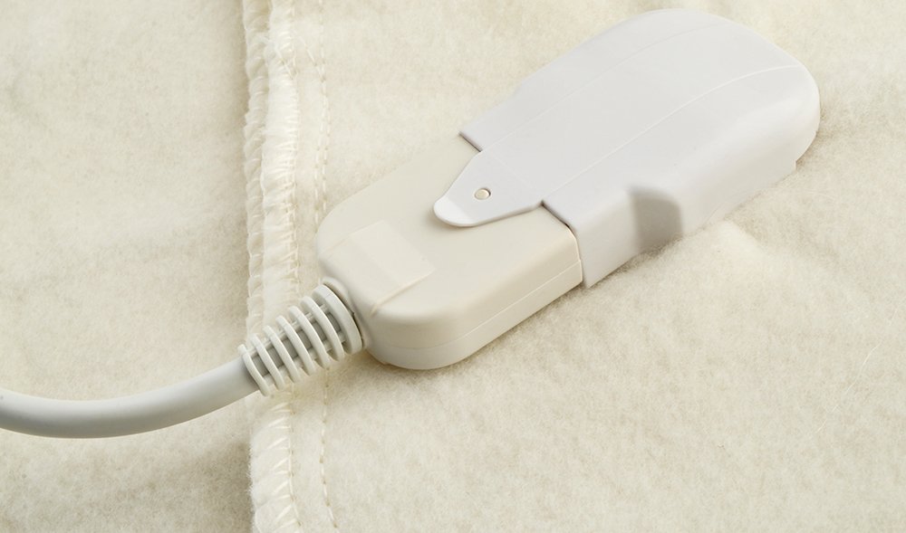 Pokrowiec elektryczny Malatec 3 poziomy ogrzewania idealny do ogrzania łóżka posiada punkty mocowania do łóżka lub materaca 4597