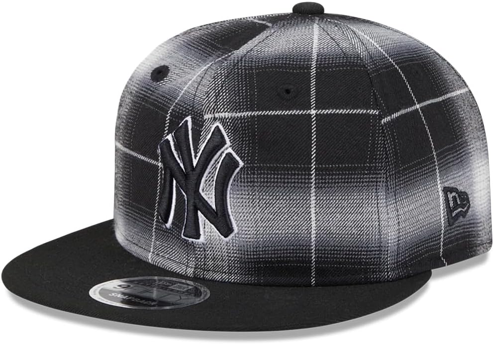New Era NY New York Yankees 9FIFTY Black and White Plaid Retro Crown Snapback Cap, Adjustable Hat