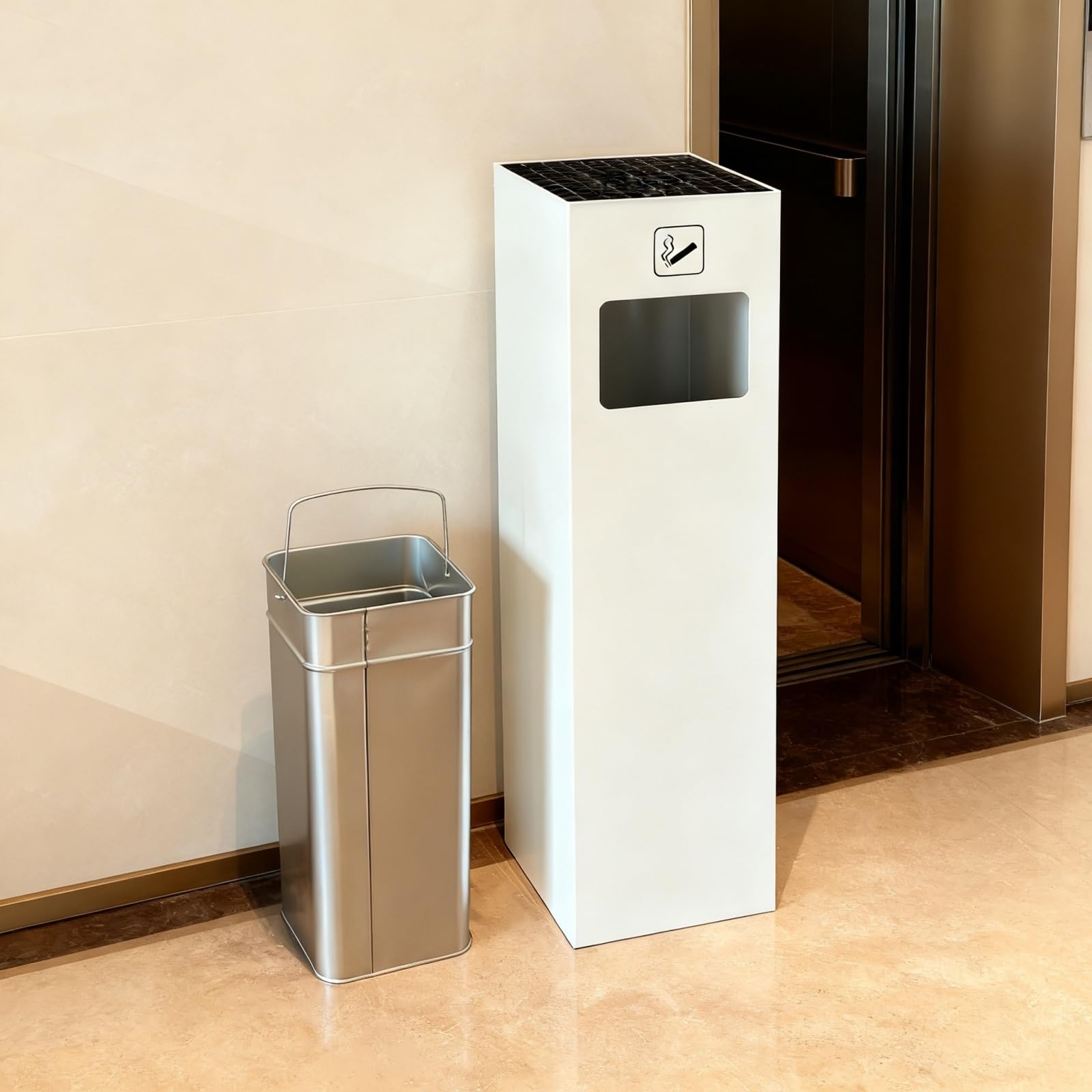 Heavy Duty Outdoor Ash Trash Bin, odporny na rdzę metalowy uchwyt do usuwania niedopałek z wyjmowanym wędlem wnętrznym do Garden Patio Hotel Park, oszczędność miejsca w pionowym projekcie