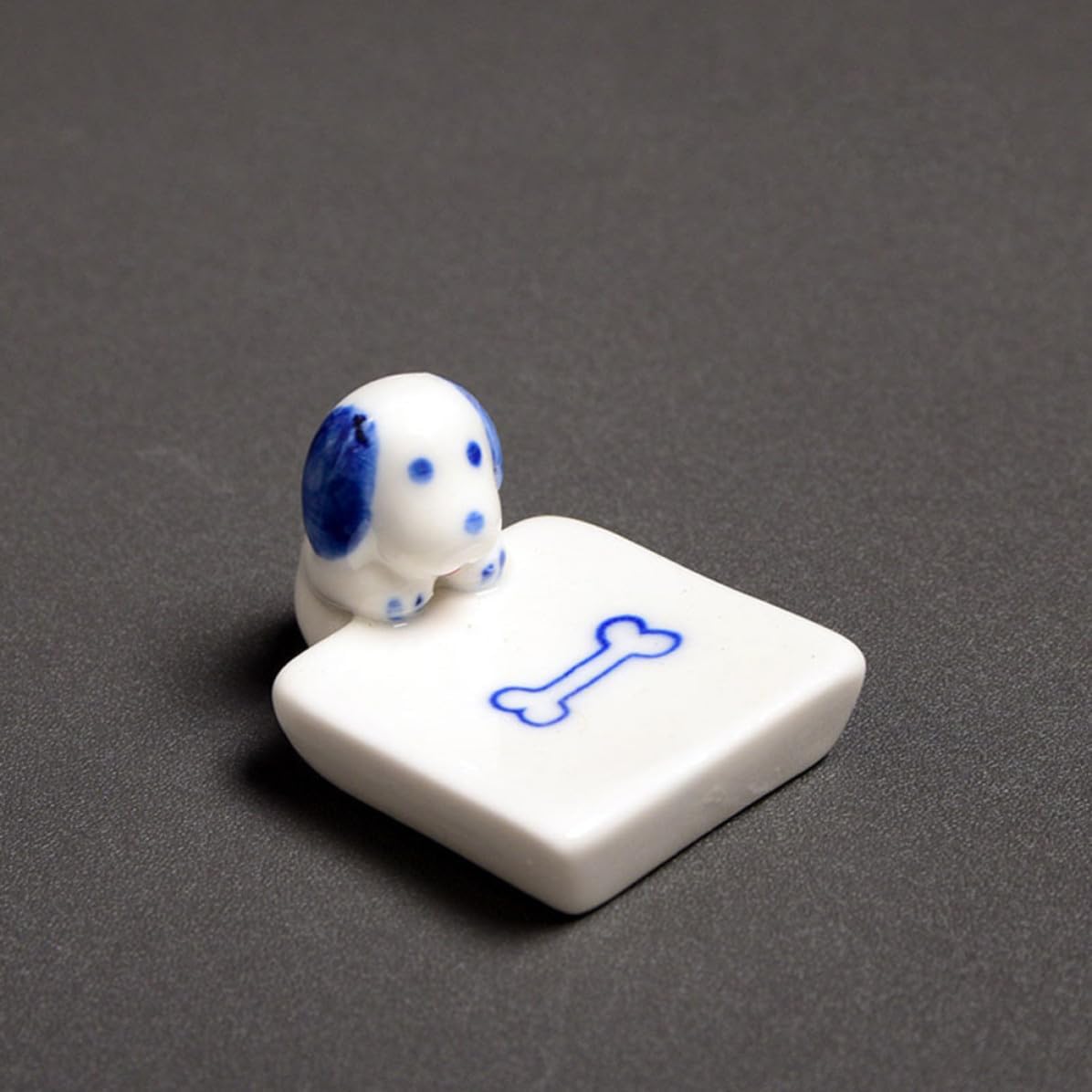 Chopstick Holder Easy to Wash and Clean 6pcs Japanese Style Ceramic Dog Shape Cartoon Chopsticks Rest Pillow Spoon Holder Tableware for Dining