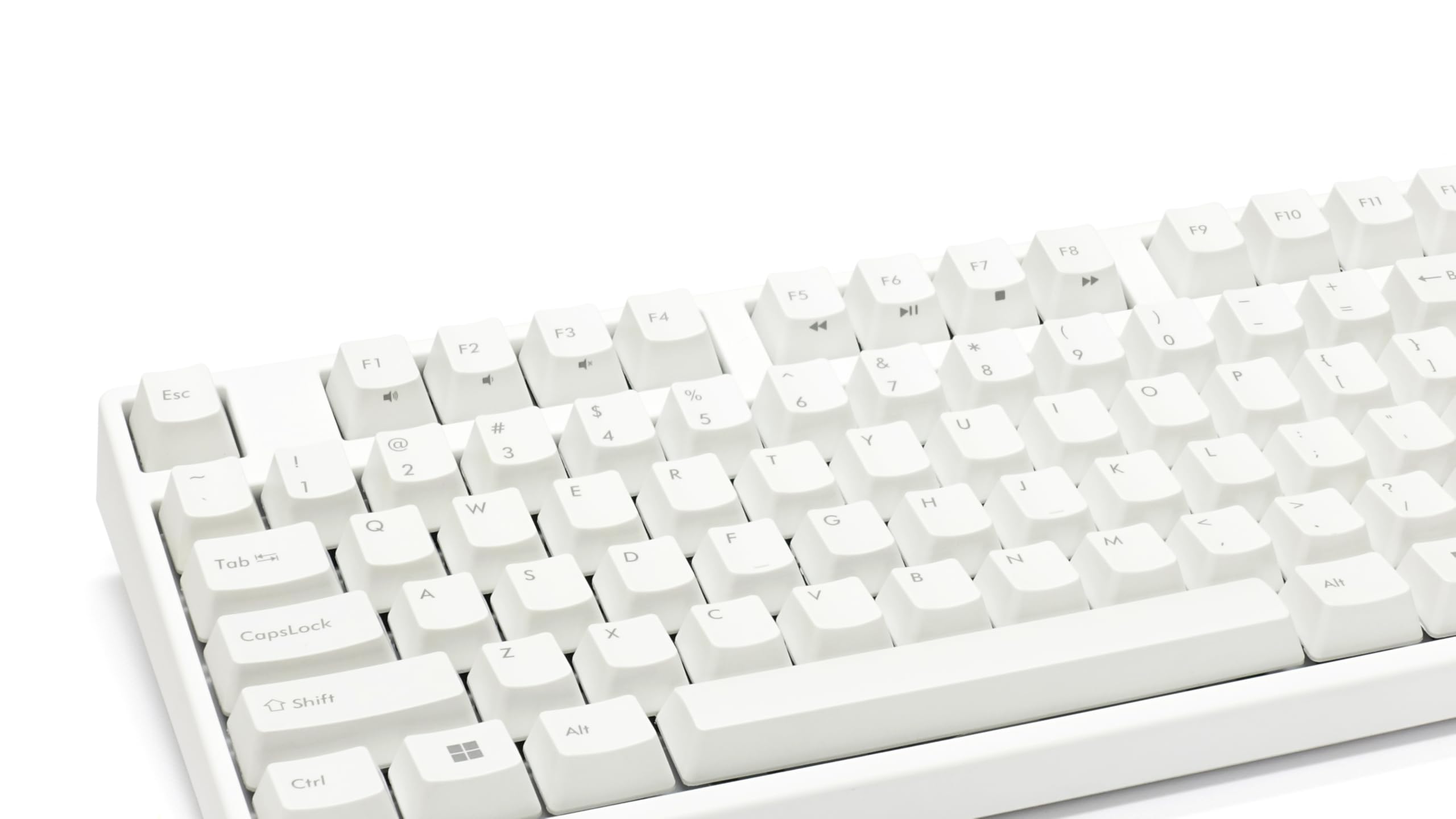 Amazon.co.jp: Majestouch 3 HAKUA CHERRY MX2A静音赤軸 フルサイズ