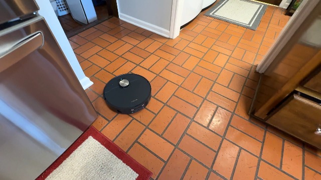 Dreame Robotic Mop and Vacuum Cleaner FIRST TIME Cleaning
