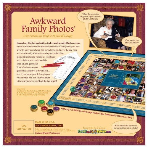 All Things Equal, Inc. Awkward Family Photos juego de mesa físico Nuevo para adultos con cartas y dado miniatura 2