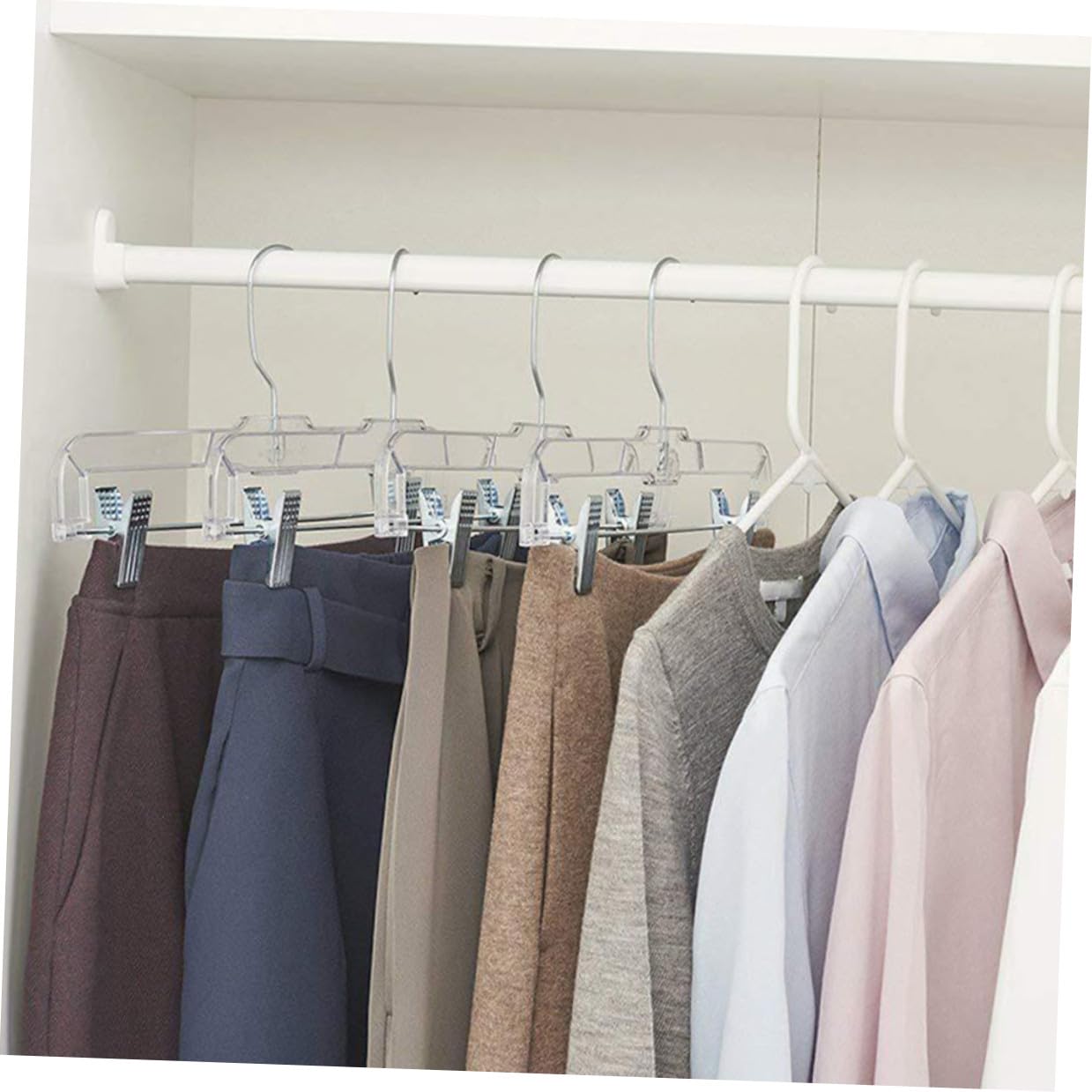 10 grucce retrattili per pantaloni con clip, design regolabile, in plastica e ferro, gancio rotante ideale per riporre abiti, pantaloni e vestiti