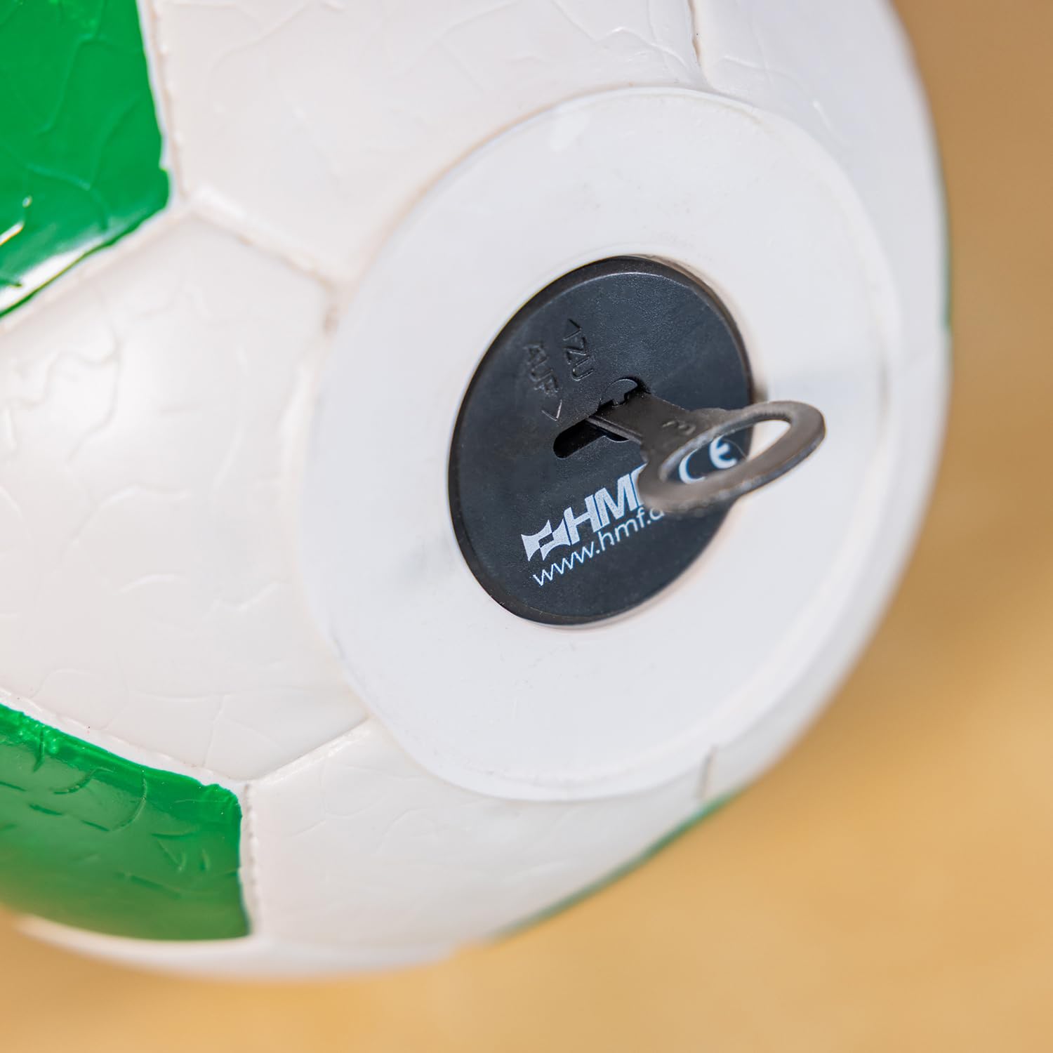 HMF 4790-01 Soldi Salvadanaio, Pallone da Calcio In Pelle Sintetica, 15 cm, Bianco Nero