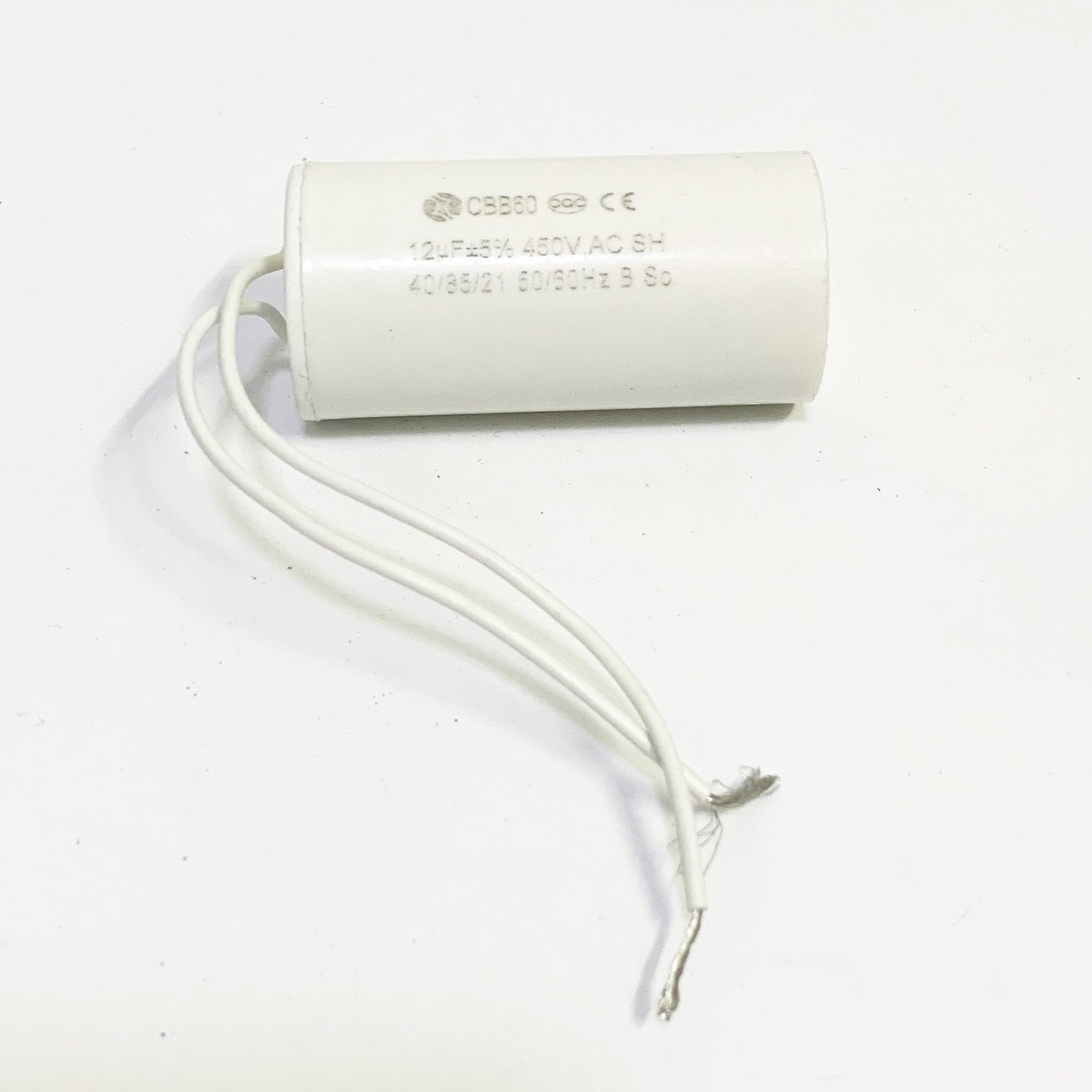 Condensatore cilindrico da 12uf,450V,AC50/60Hz,10/70/21,Due Fili.