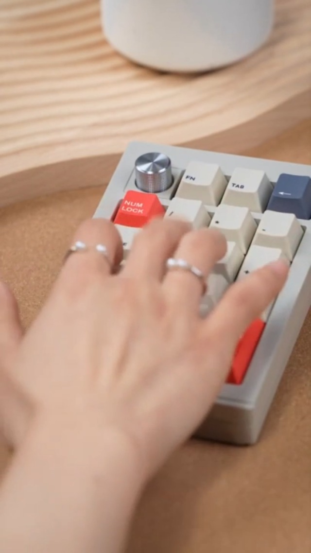 Amazon | CIDOO V21 V2 メカニカルナンバーパッド | トリプル