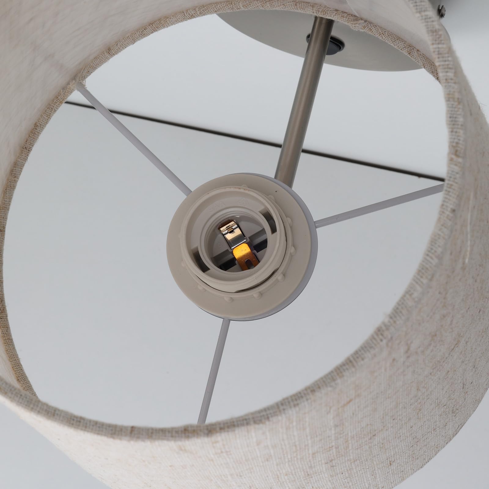 Alpinaluz Applique murale classique nickel satiné, lampe avec abat-jour en tissu beige clair et interrupteur avant, culot E27 pour chambre et tête de lit