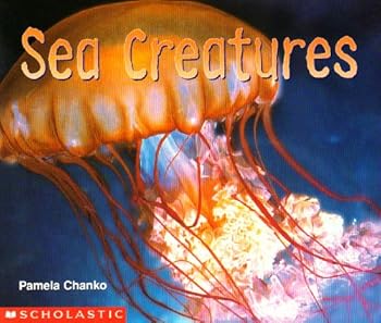 Paperback Sea Creatures (Science Emergent Readers) Book