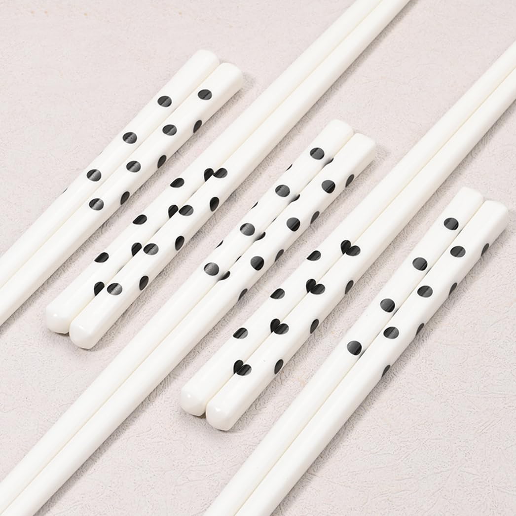 Jeu de baguettes, Coffret cadeau de baguettes réutilisables avec étui, à pointe ondulée noire en céramique d'os haute qualité 10 paires délicates