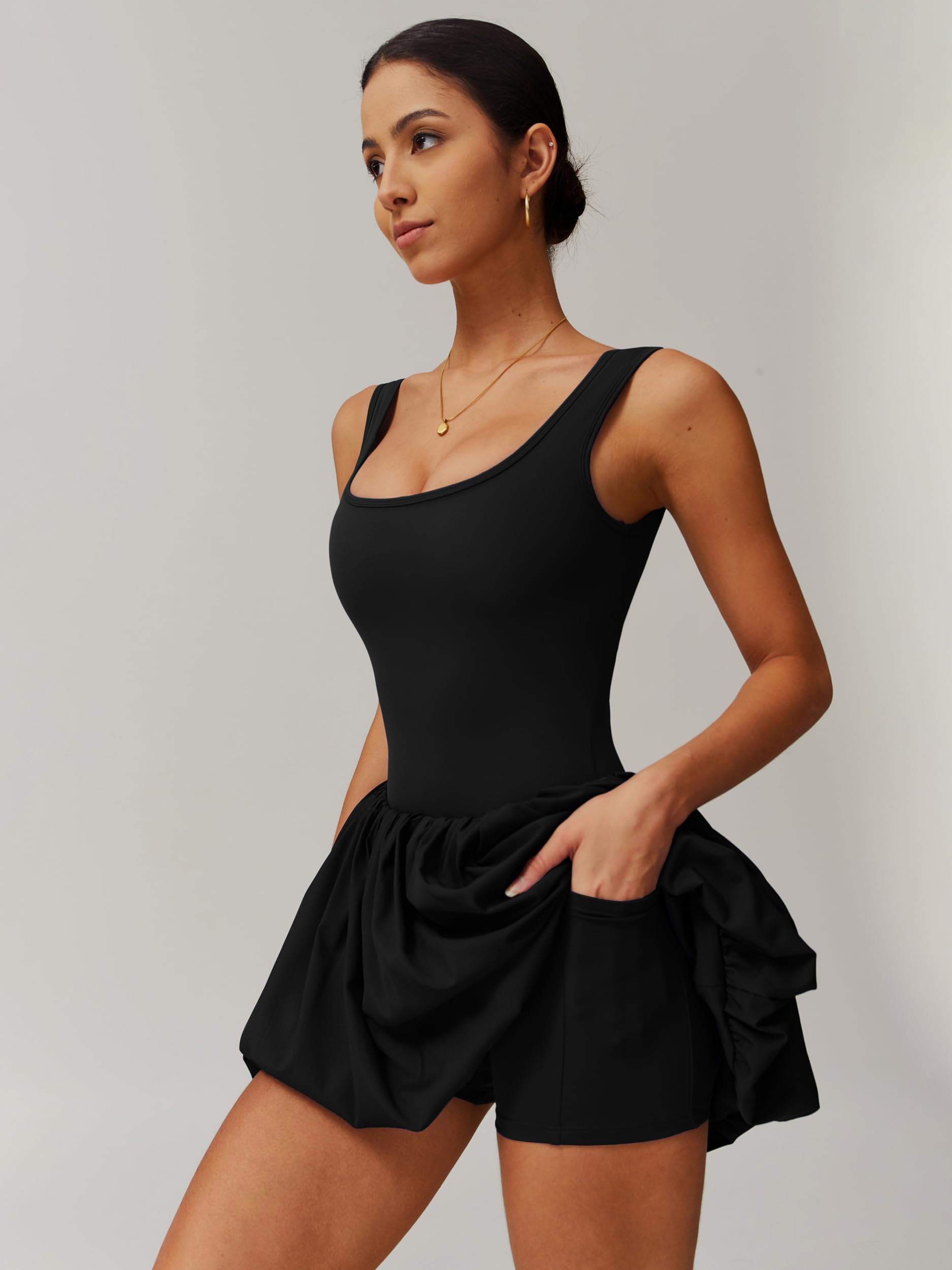 ABOCIW Damen-Tenniskleid, quadratischer Ausschnitt, ärmellos, Workout, Golf, Sportkleid, integrierte Shorts mit Taschen