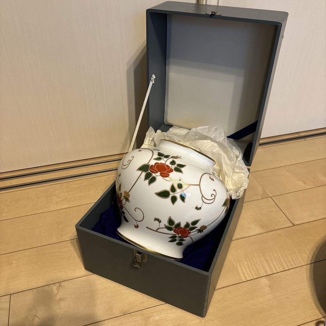 Amazon.co.jp: 大倉陶園 Okura China 花瓶 花器 壺 陶磁器 花柄