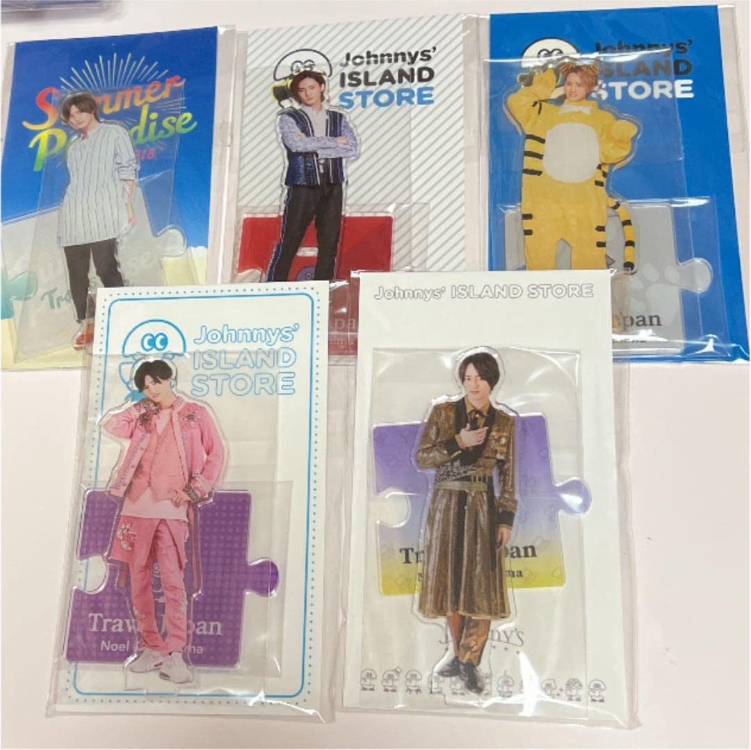 Amazon.co.jp: 川島如恵留 アクスタ 歴代セット : おもちゃ