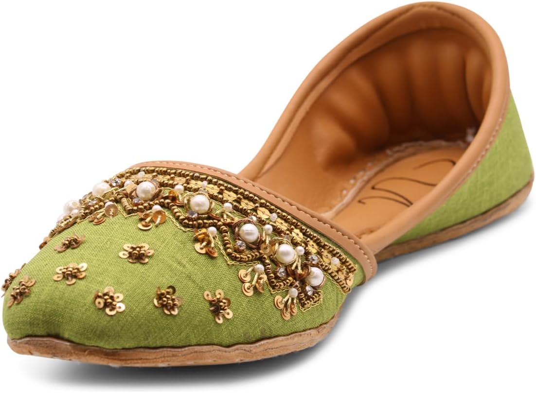 Punjabi Jutti Women Ethnic Shoes - Traditional Comfort