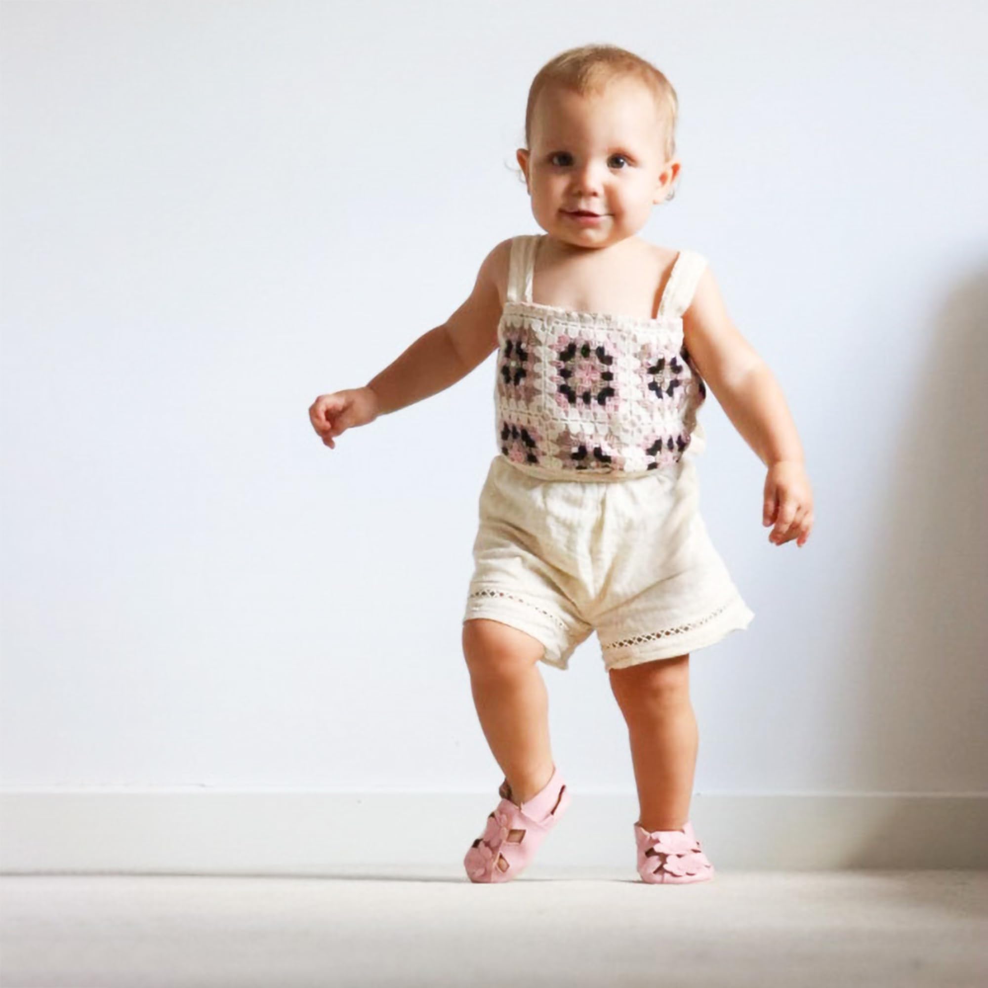 Dotty Fish Sandales Bébé & Enfant en Cuir – Semelle Souple Antidérapante, Chaussures Premiers Pas, Sensation Pieds Nus, Respirantes. Garçons et filles - 3