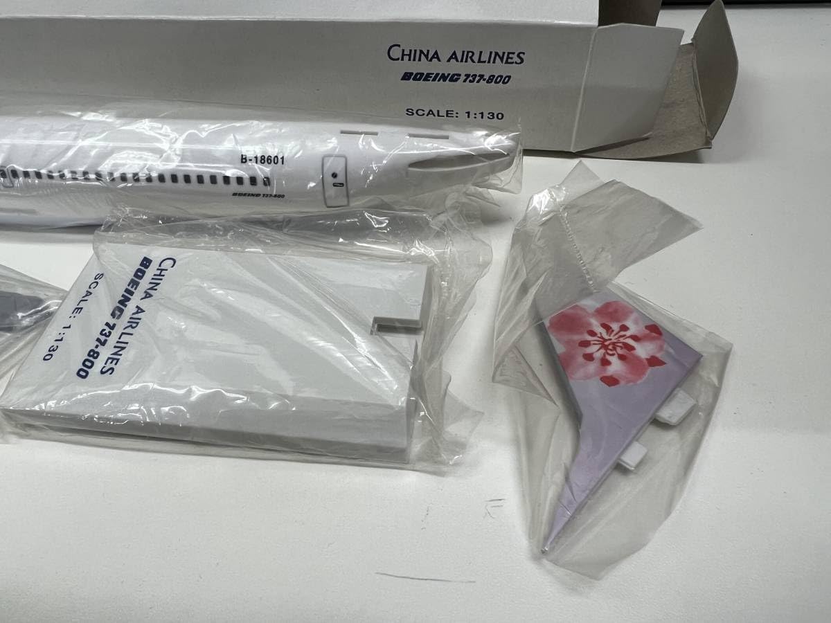 Amazon.co.jp: CHINA AIR LINES チャイナエアライン737-800 1/130
