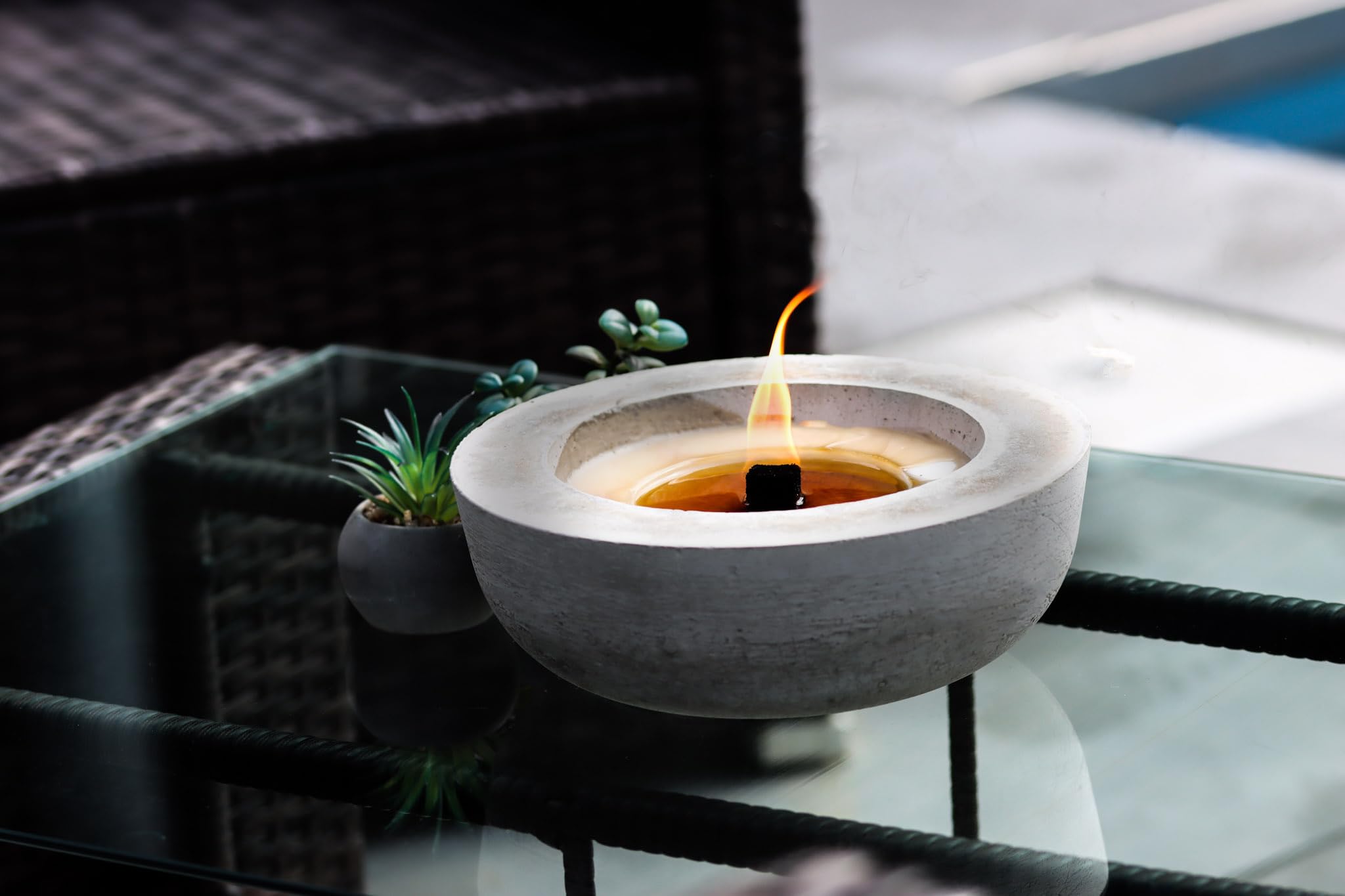 Beton Outdoor Kerze mit Dauerdocht Flamme, Brenndauer verlängern mit Wachsresten, Tischfeuer, Balkon,Gartenfackel von Gedankenwunder Manufaktur