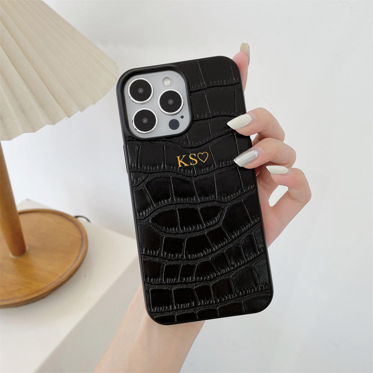 Personalise Gold Silver Initial Letters PU Leather Crocodile Case for iPhone 14 15 16 17 Pro Max 14 15 16 Plus 14 12 13 15 16 Pro 11 Pro Max 17air Phone Case Luxury Hard Covers (cro-Black)