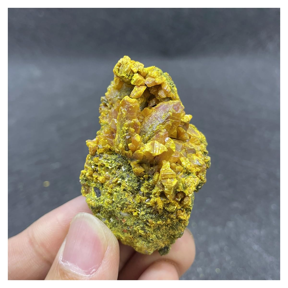 Pierre de quartz brut naturel de 57mm pour créer une ambiance zen dans votre salon