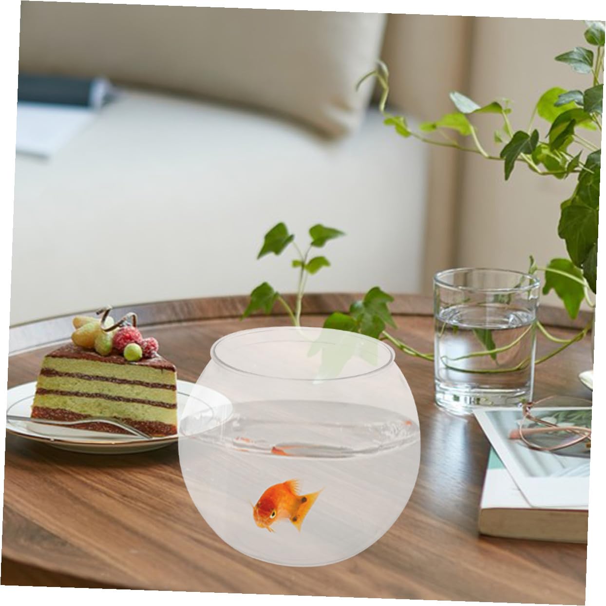 DOITOOL Tisch Aquarium Transparent Mittlere Größe aus Robustem Kunststoff Kugelförmige Fischschale als Schreibtischdekoration Mikrolandschafts Aquarium für Goldfisch und Zucht