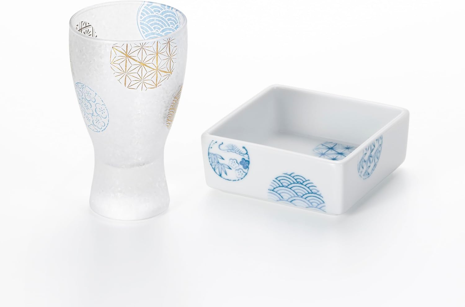 Aderia 6806 Premium Marbled Sake 3.4 fl oz (100 ml), Comes in a Presentation Box, Made in Japan 6806, Sake Glass, Shochu, Pottery, Mino Ware, Japanese Sake Dish, Cherry Blossom, Round Crest, Chijou