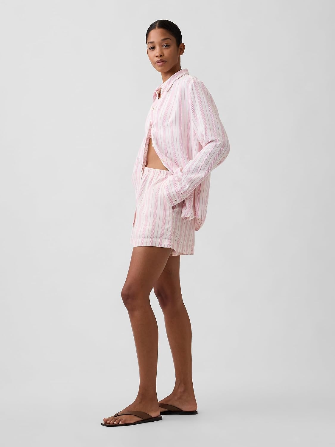 Gap Women's 4" Linen Easy Pull-on Short