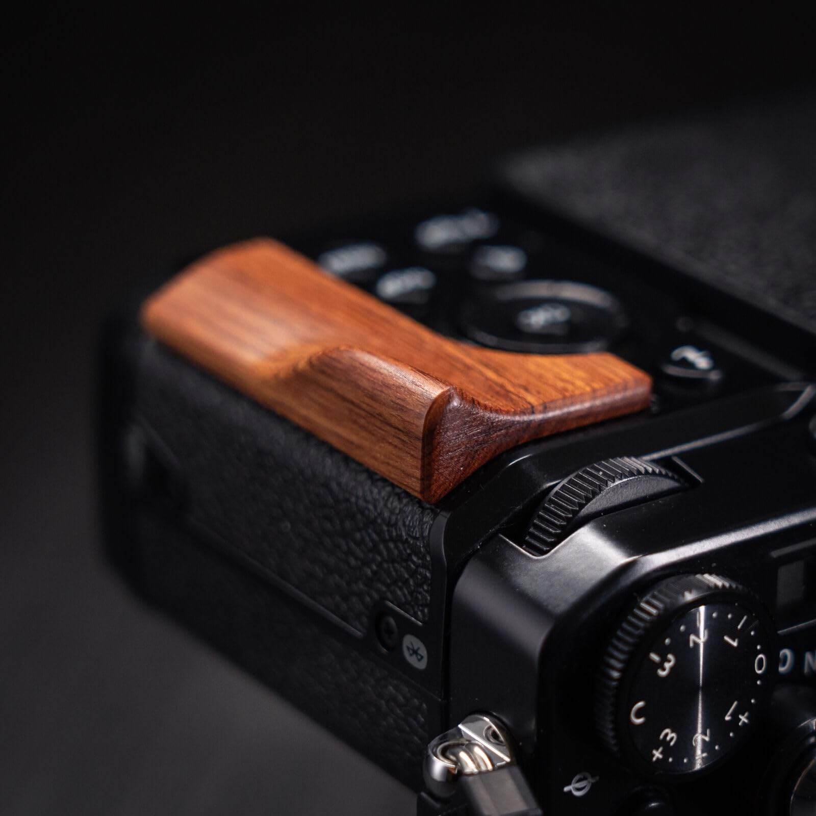 Amazon | 木材木製カメラ指ハンドグリップ ZF カメラアクセサリー 3
