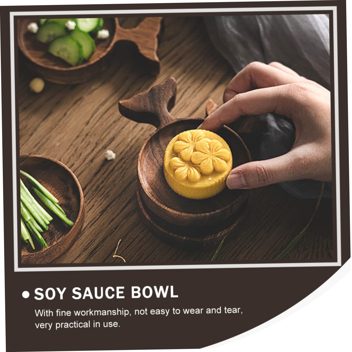 MUCKLILY 1Pc Fish Shaped Wooden Dipping Sauce Dish for Condiments for Snacks Appetizers Bbqs and Picnics Creative Japanese Tableware for Home and Kitchen Use