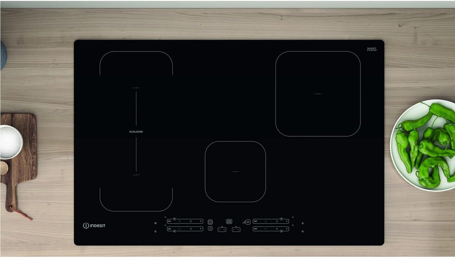 Piano cottura ad induzione 4 fuochi in vetroceramica, 770x54x510 mm Piano cottura ad induzione 4 fuochi in vetroceramica, 770x54x510 mm