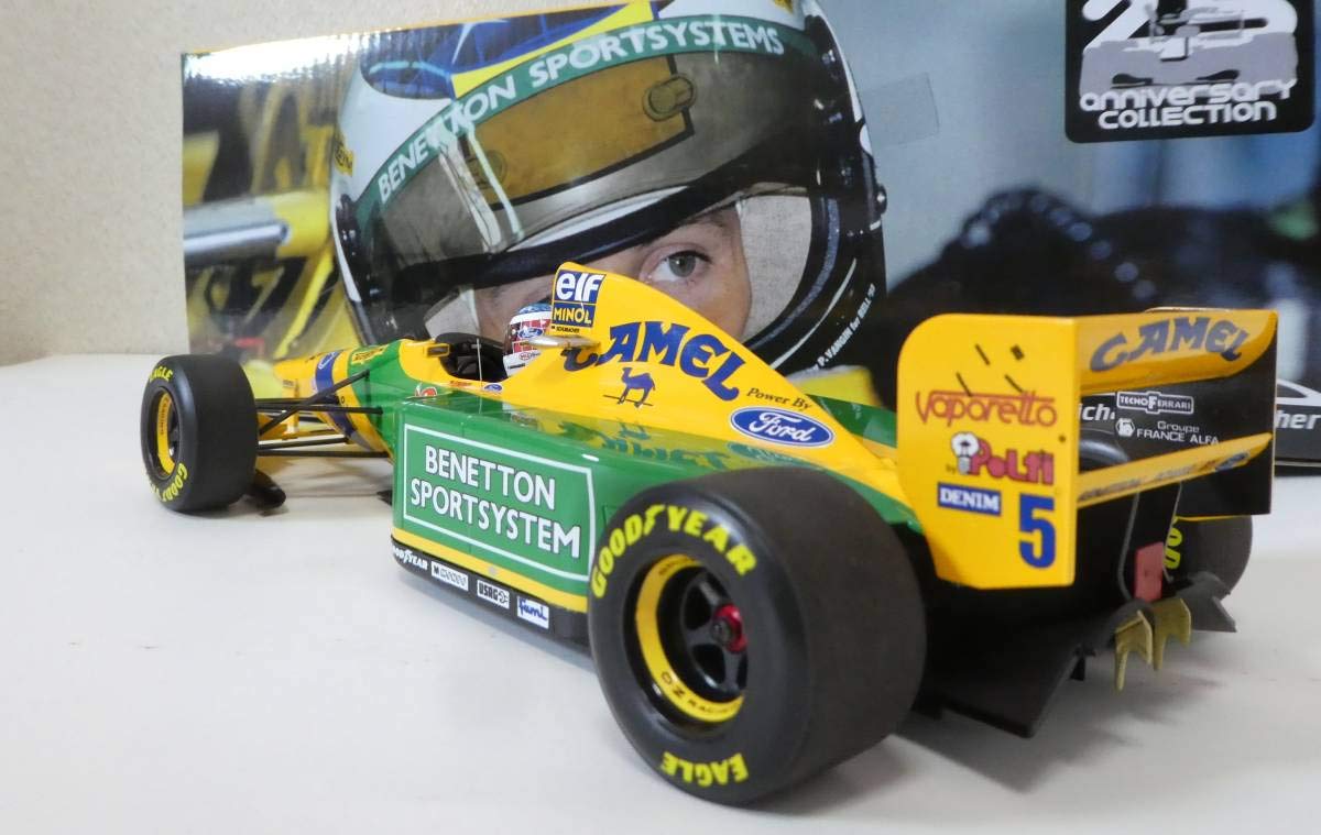 Amazon.co.jp: 1:18 ベネトン B193 サンマリノGP キャメル仕様 M