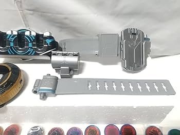 Amazon | 仮面ライダーオーズ DXオーズドライバー オーメダル 50