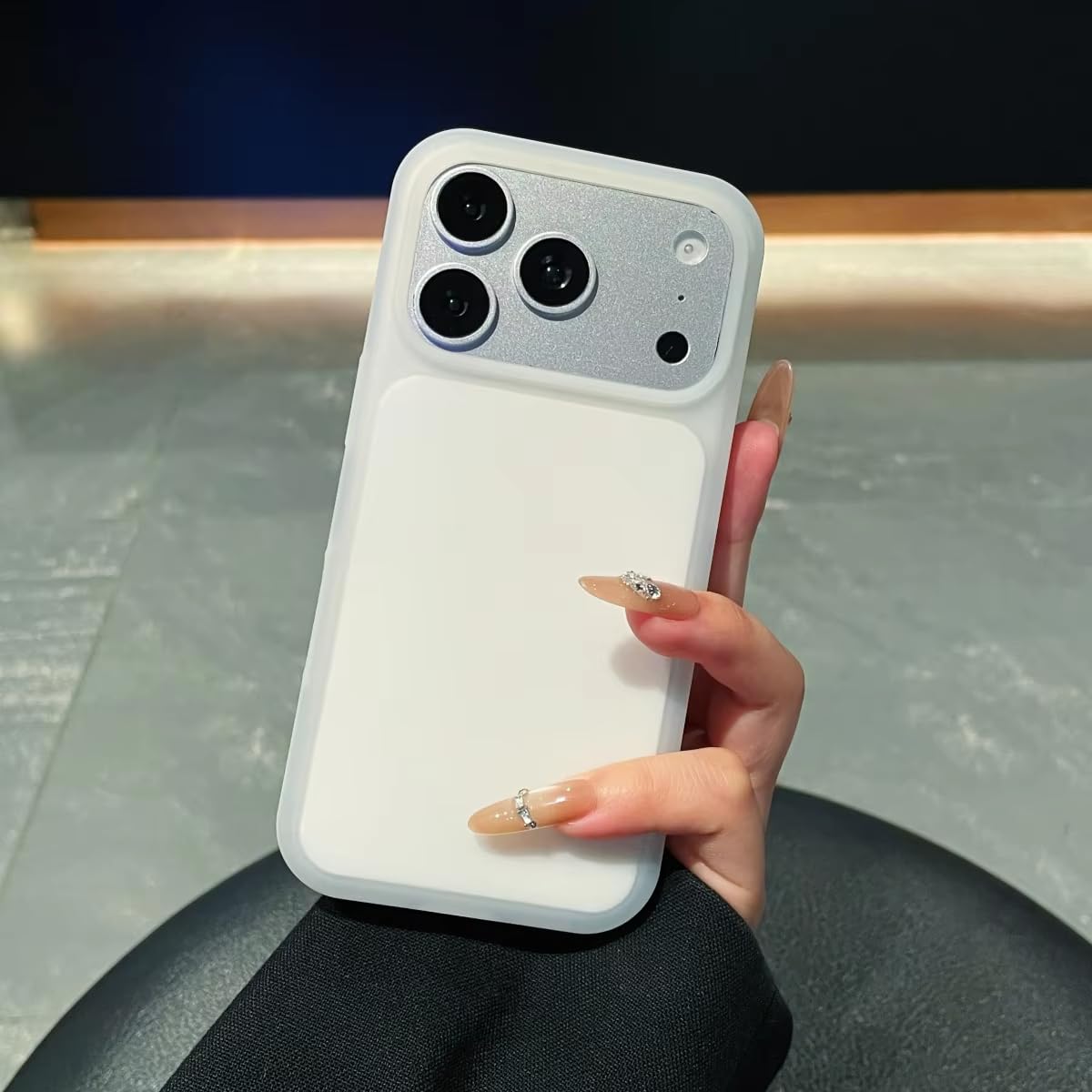 Coque silicone iPhone 17 Pro antichoc protection maximale - 8