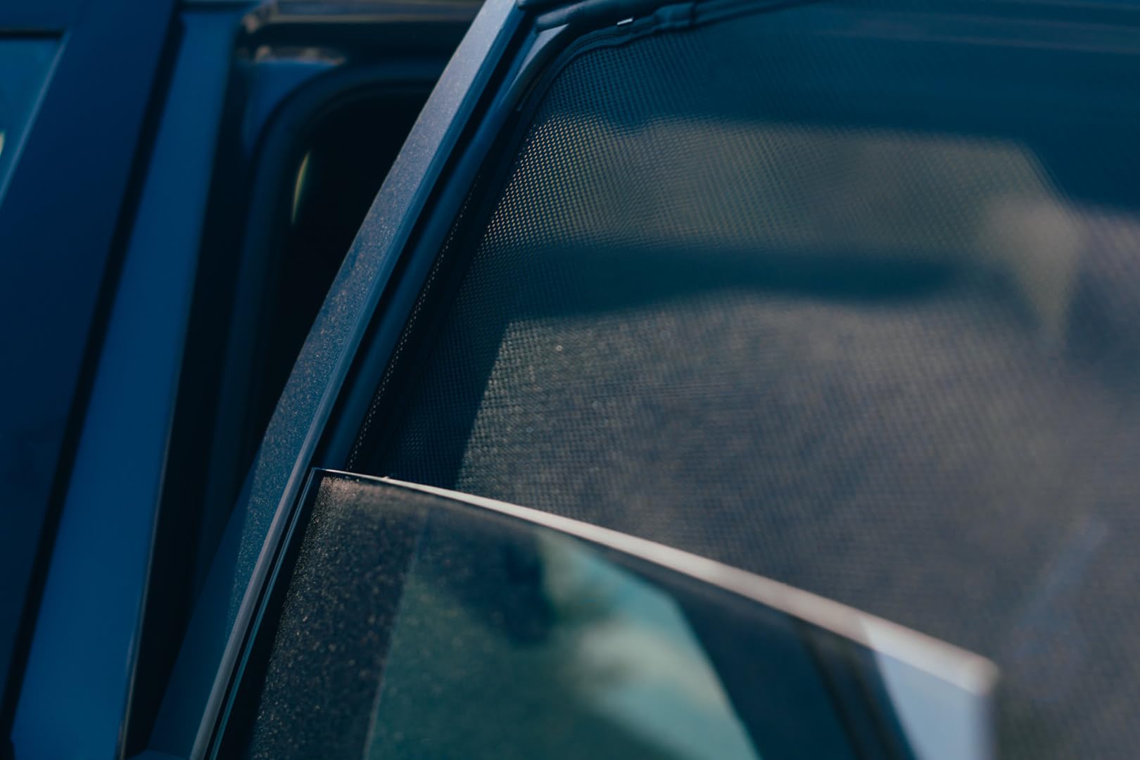 Set de Car Shades (Portes arrières) Compatible avec Hyundai Kona II 5 Portes 2024- (2-pièces) Pare-Soleil sur Mesure pour Voiture