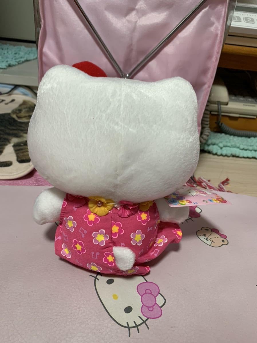 【タグ付き】キティドレミファ島限定 キティ　ぬいぐるみ Amazon.co.jp: キティドレミファ島限定 ぬいぐるみ : おもちゃ