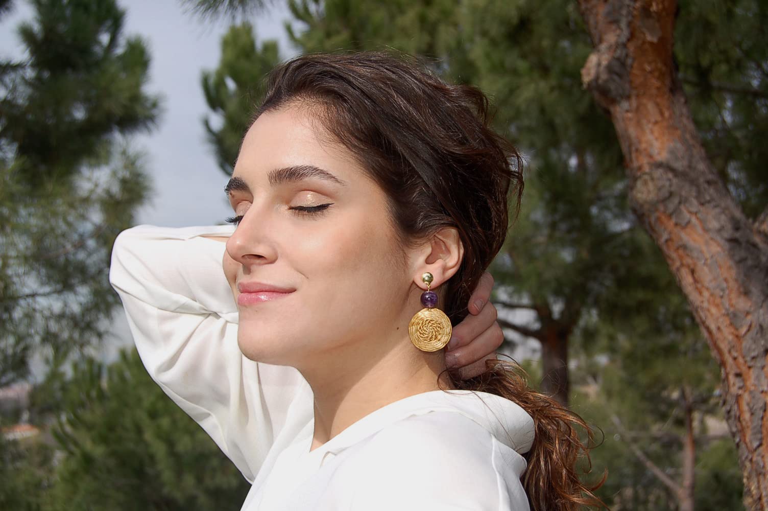 VERA NAVARRO - Geflochtene Mandala-Ohrringe in Pflanzlichem Gold - Ø 30 mm - Goldene Creolen - 100% Natürliche Handarbeit