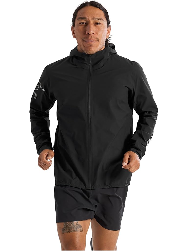 Black Arc'teryx Norvan Jacket