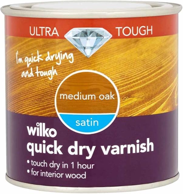 wilko Medium Oak Ultra Tough Quick Dry Satin Varnish, Touch Dry in 1 Hour, Water-resistant Formula, For Interior Wood, 250ml