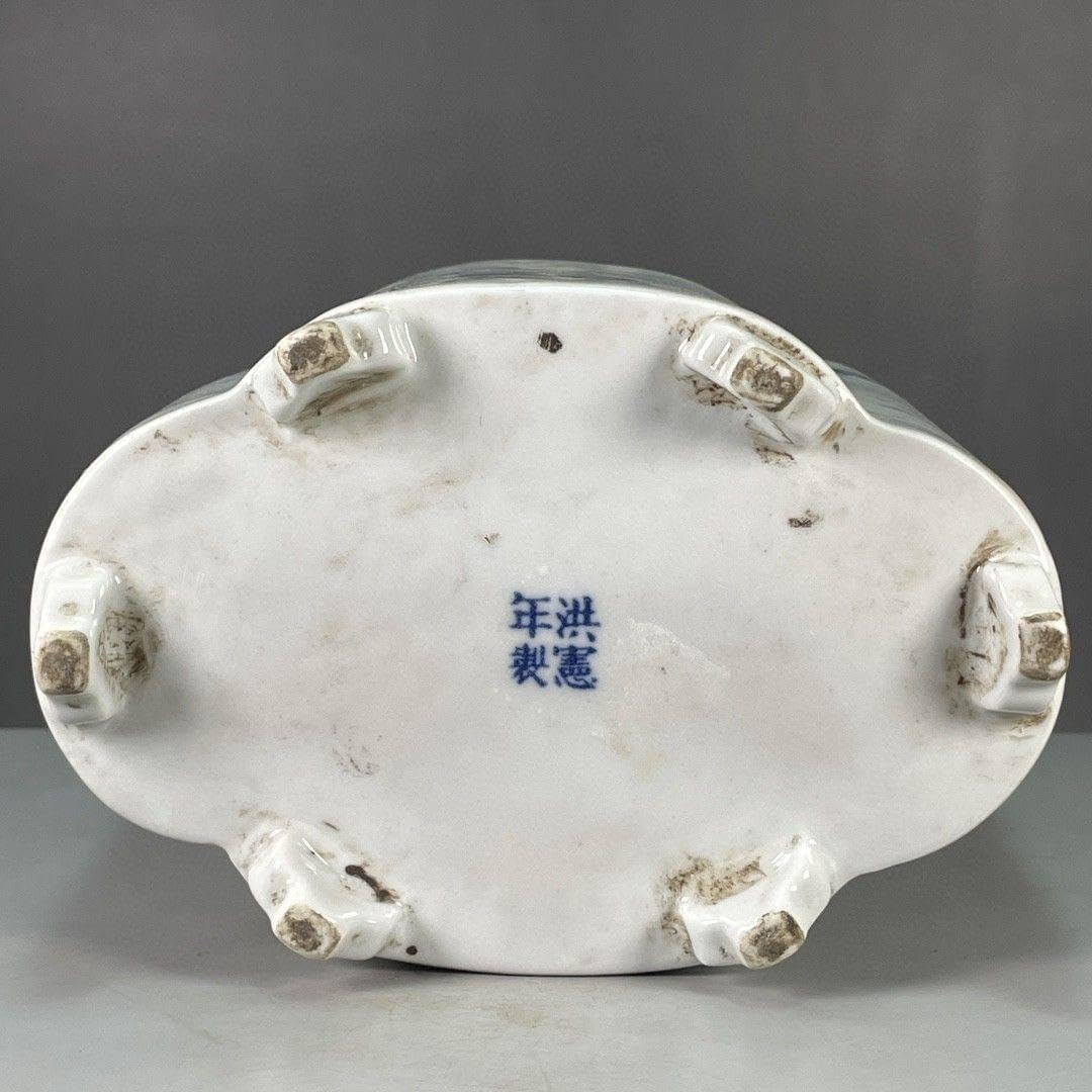 青花蝦趣花口筆筒 水盂 古文房具 書道具 文房具 現代工芸品 美術品 青花蝦趣花口筆筒 水盂 古文房具 書道具 文房具 現代工芸品