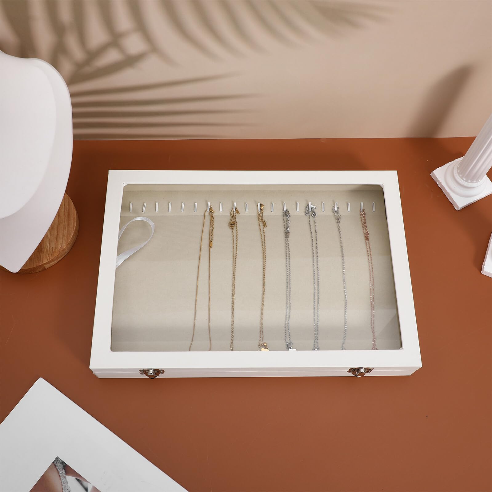 Garneck Joyero Organizador para Collares de Madera Tapa Transparente Caja Cajón y Cierre Seguro Bandeja Expositora Portátil para Collares Adecuado para Viaje y Almacenamiento