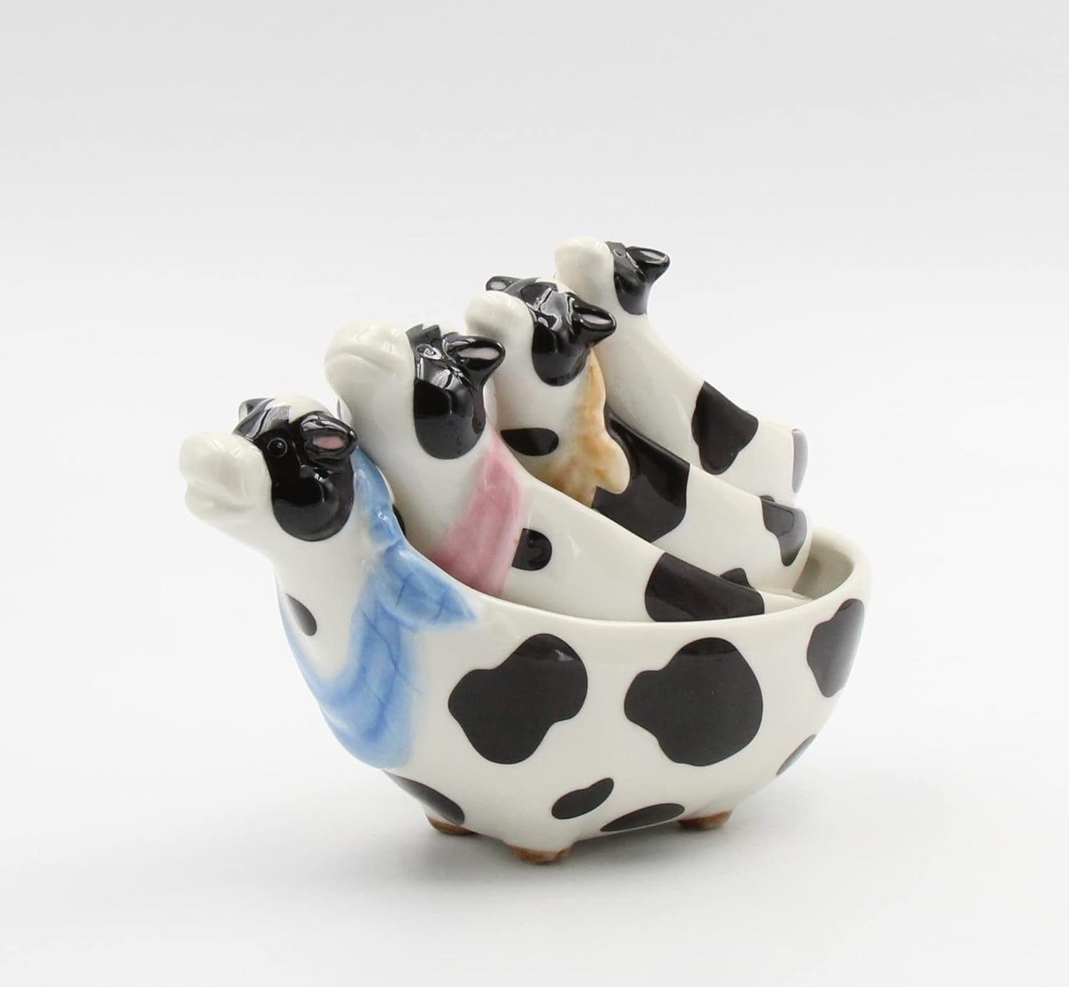 Fine Porcelain Cow Wearing Red Bandana Designs Measuring Cup Set of 4, 7" L