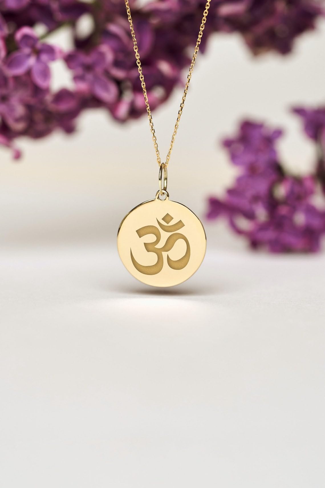 Collana in argento sterling 925 22-24 mm | catena da 18 pollici | collana om | ciondolo con simbolo om | grazioso ciondolo con simbolo om | gioielli fatti a mano con placcatura in oro | LK_PNK_02056