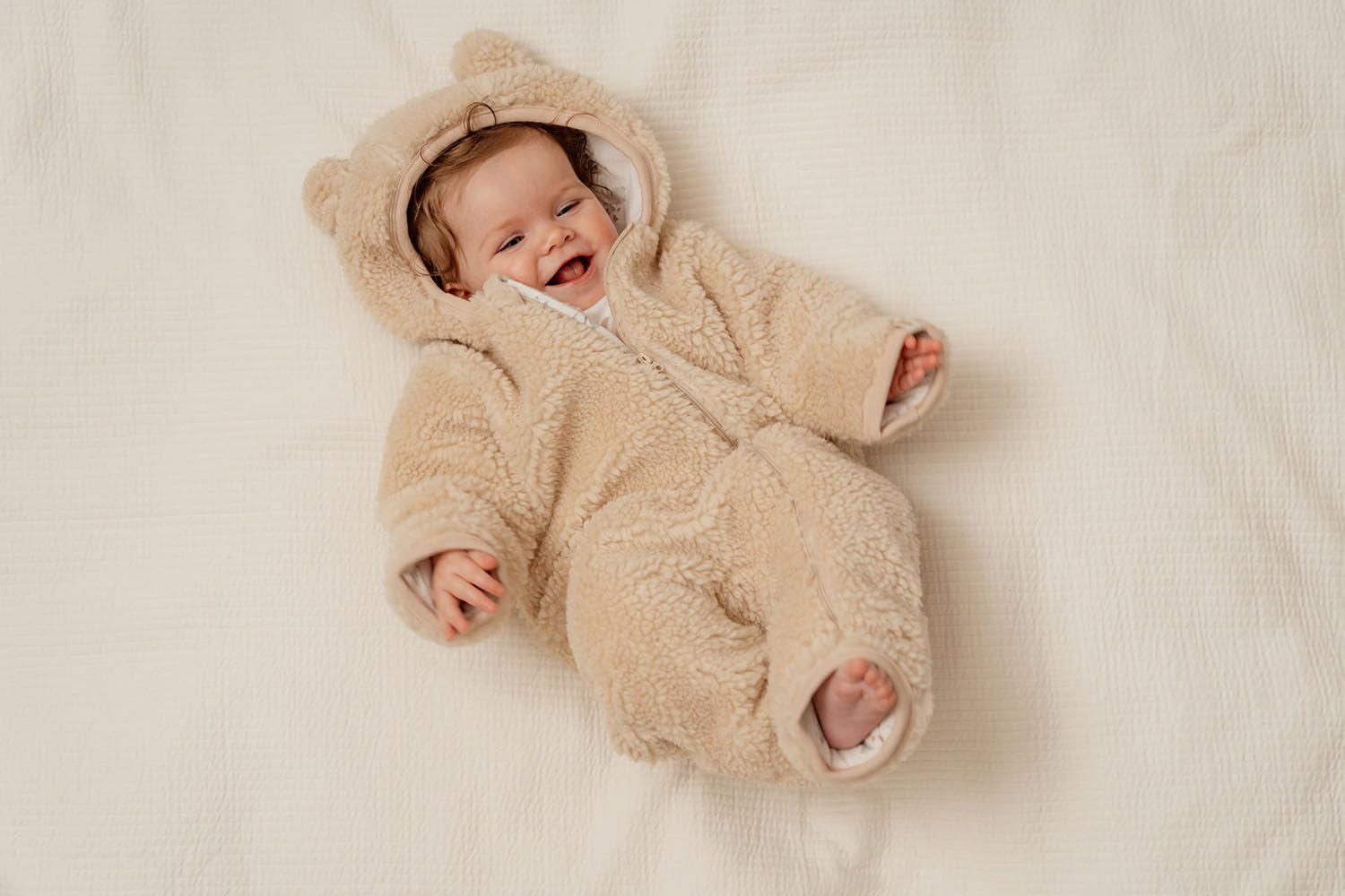 Little Dutch Overall Teddy Fleece mit Kapuze Ohren Baby (Gr. 74/80) beige